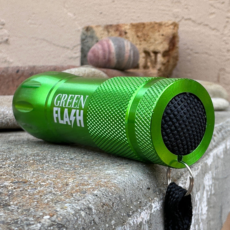 Green Flash Ultra-Bright Beachcombing Flashlight