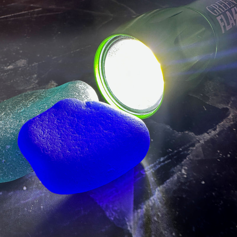 Green Flash Ultra-Bright Beachcombing Flashlight