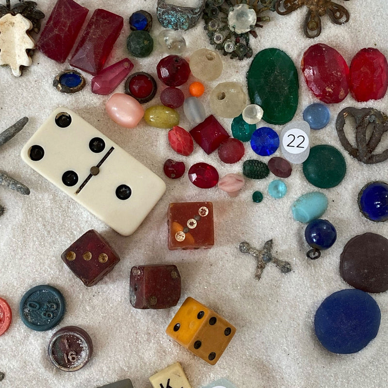 Beachcombing Volume 27: November/December 2021