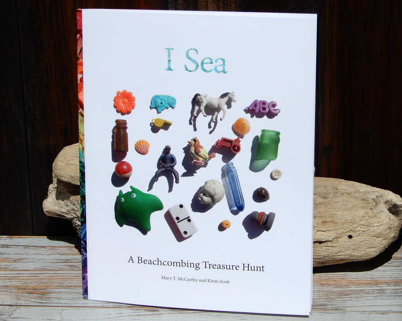 I Sea: A Beachcombing Treasure Hunt Book